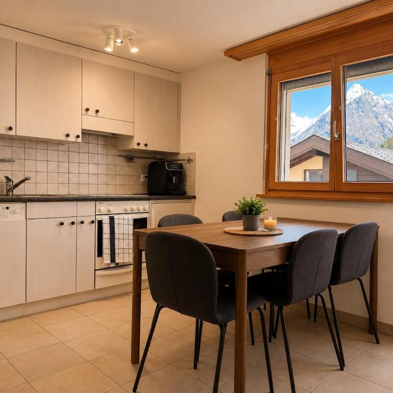 Sunny apartment in the heart of Saas-Fee - Apartment mit Terrasse - 5