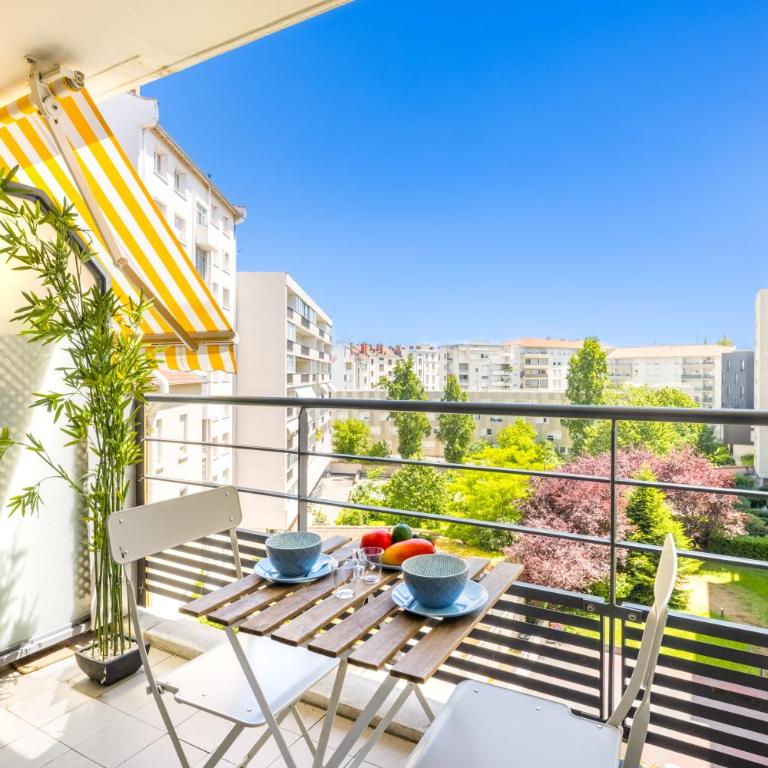 BnGo l Le Cocon Paisible PartDieu l Terrasse, 4p, 1ch, proche Gare PartDieu - Appartamento con 1 Camera da Letto - 2