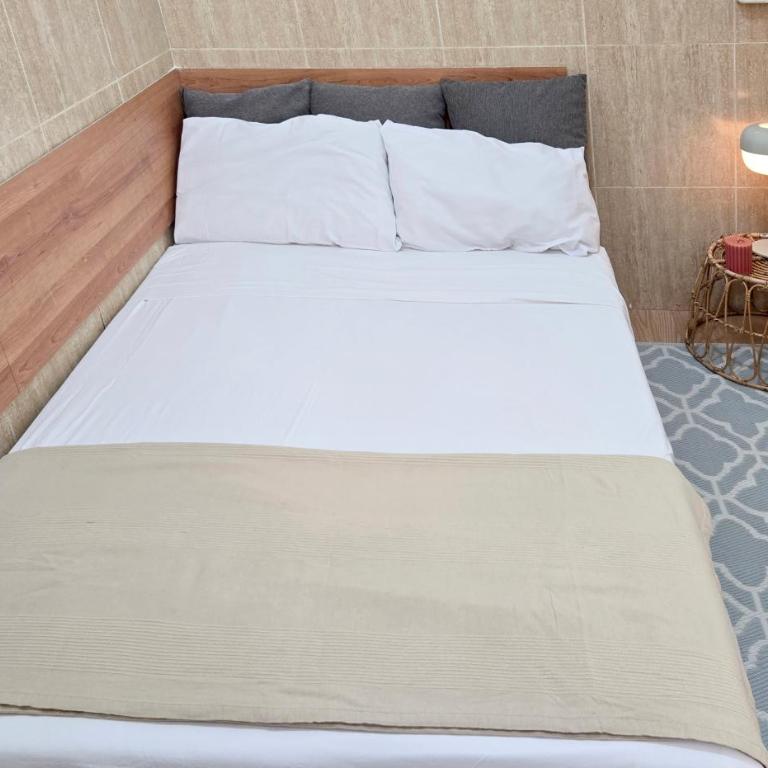 MarBarcelona Coliving Aviacio - Habitación Doble con baño compartido - 5