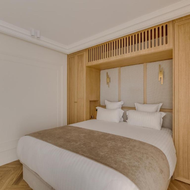 Pick A Flat's Apartement in Champs Elysées - Avenue Marceau - Two-Bedroom Apartment - 14