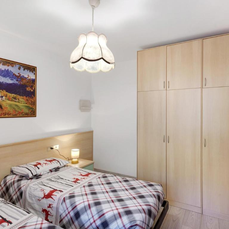 Appartamenti Lella - Appartamento Deluxe con 2 Camere da Letto e Vista Giardino - 15