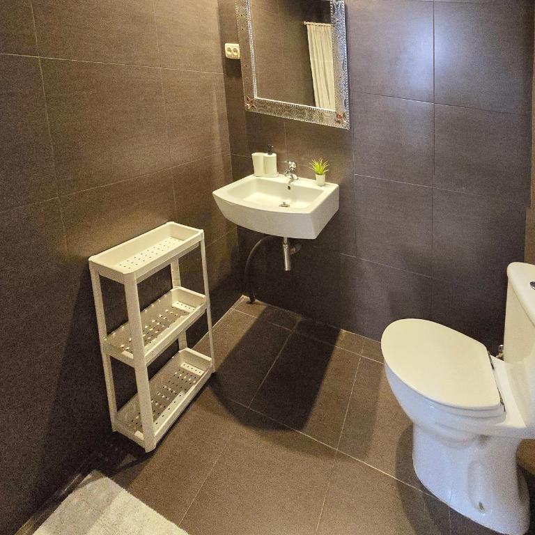 MarBarcelona Coliving Aviacio - Habitación Doble con baño compartido - 8
