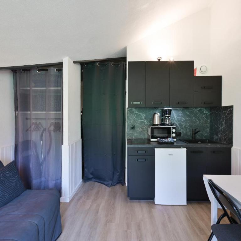 Appt Le charvin Manigod La Clusaz - Appartement 1 Chambre Supérieur avec Balcon - 17