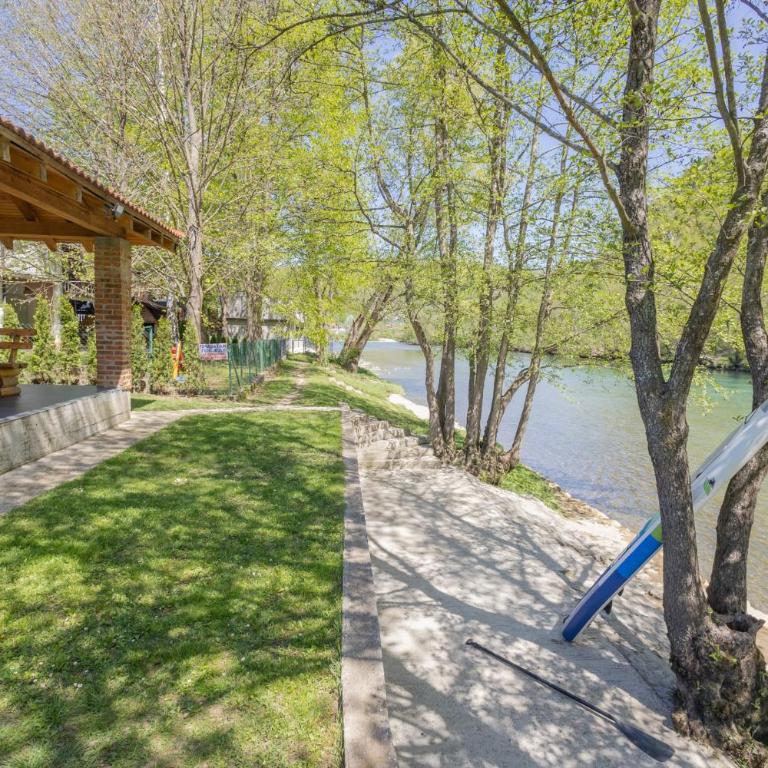 Villa Alba Rekavice Krupa na Vrbasu - Vila sa 2 Spavaće Sobe - 40