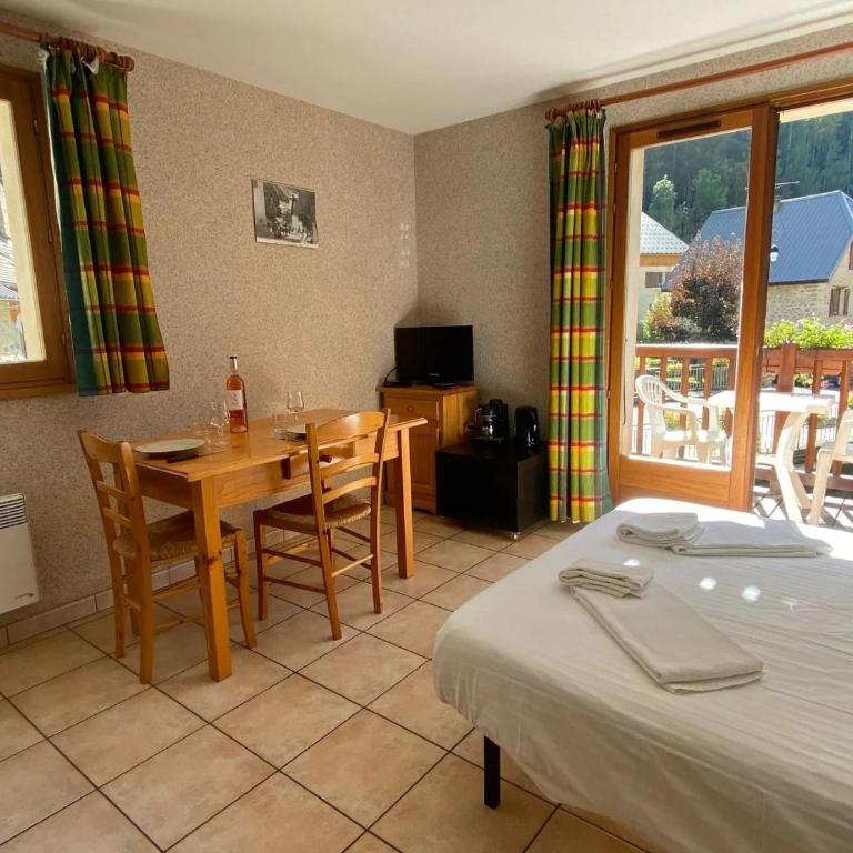 L'Edelweiss 1 - Piscine - WIFI - Appartement - 5