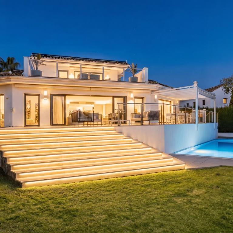 VACATION MARBELLA I Villa Sharma, Sea View Villa, Prime Location, Heated Pool, Sauna, Cine & Entertainment Room, Close to The Beach and Puerto Banus - Villa Supérieure - 1