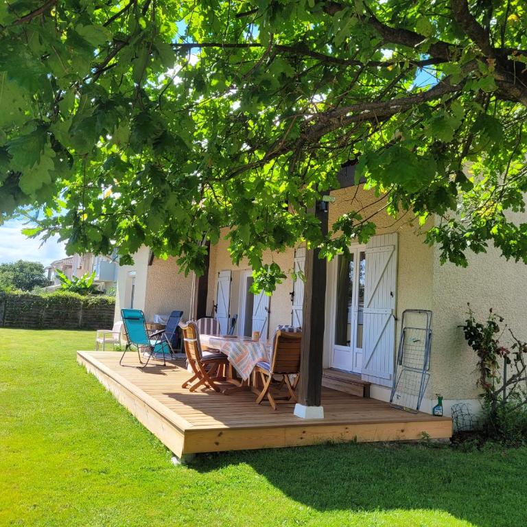 Maison familiale sur le Bassin d'Arcachon - Three-Bedroom House - 1