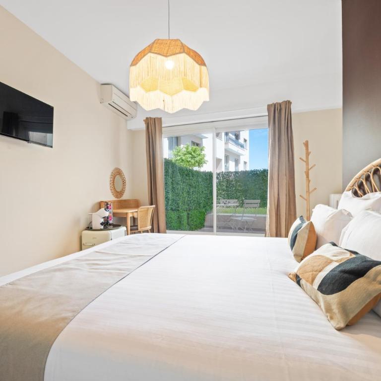 Hôtel Comté de Nice - Chambre Lit King-Size - 5