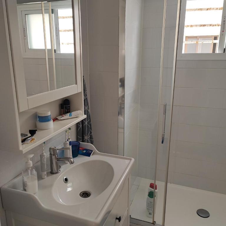 Exelsior - Two-Bedroom Deluxe Apartment with Ocean View - 10