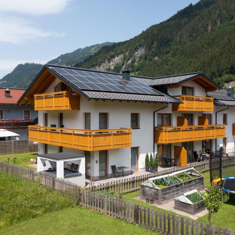 Gästehaus Egger Appartement 105-4 - Appartamento Deluxe con 2 Camere da Letto e Vista Giardino - 1