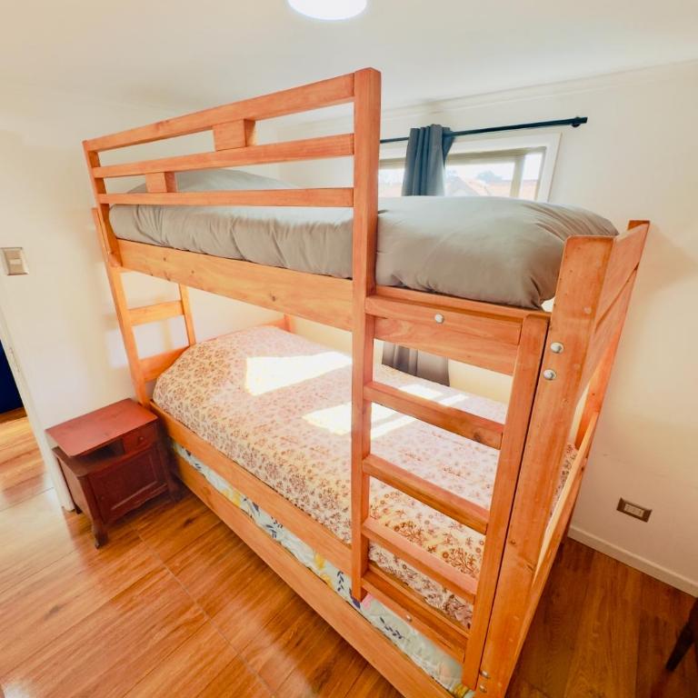 Departamento con Terraza y Parrilla - Two-Bedroom Apartment - 8