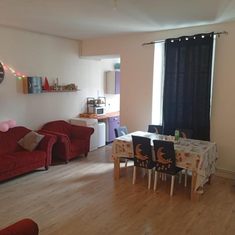 une appartement en plain centre - Apartment mit 2 Schlafzimmern - 3