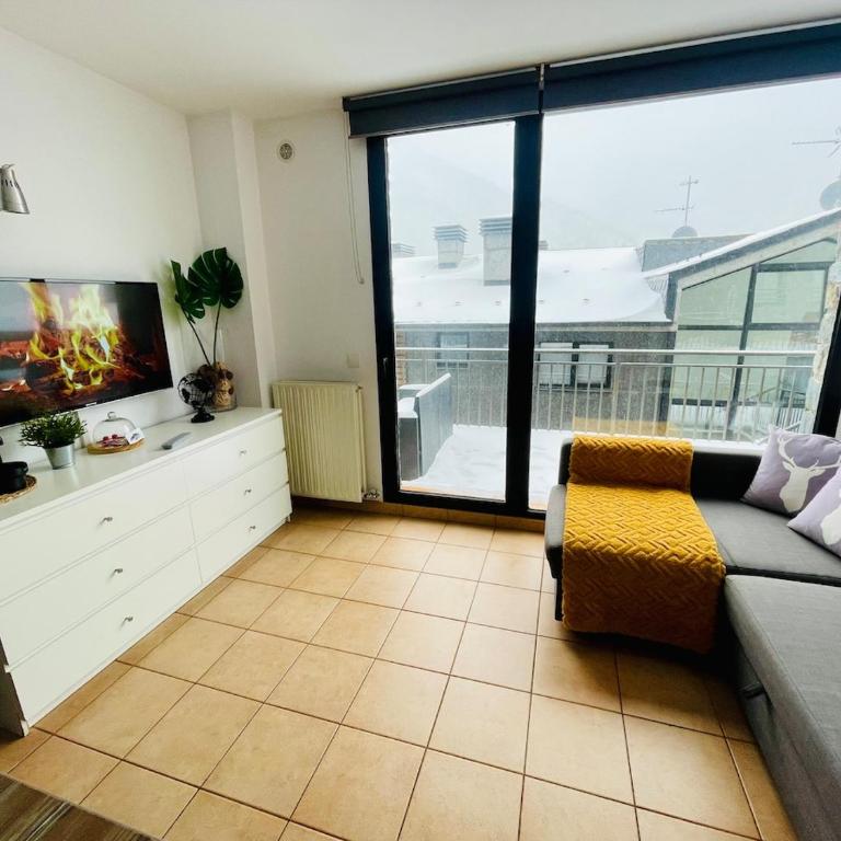 APARTAMENTO CANILLO Wifi-Parquing free-Terraza HUT1-5213 - Apartamento de 1 dormitorio - 69