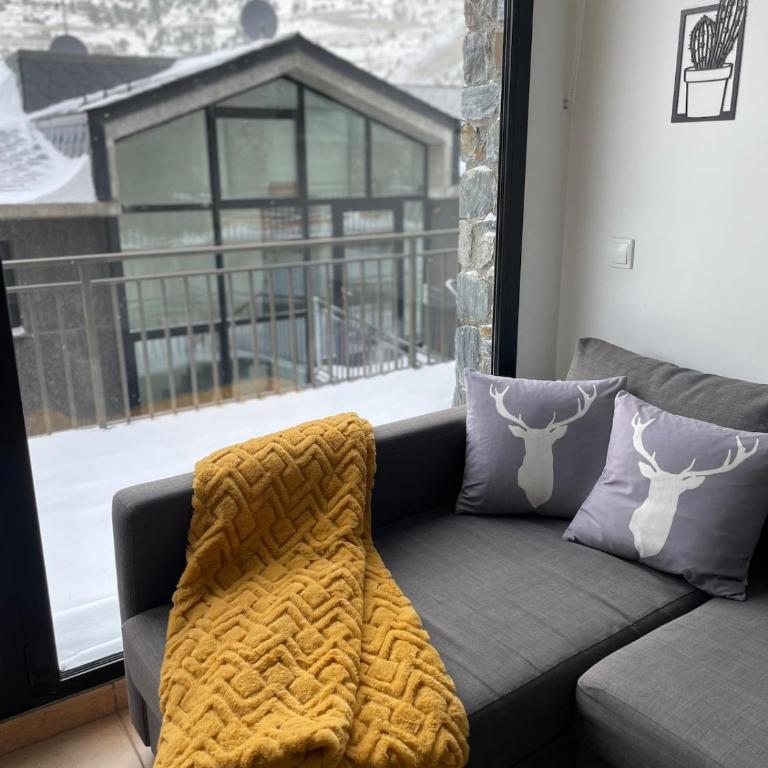 APARTAMENTO CANILLO Wifi-Parquing free-Terraza HUT1-5213 - Apartamento de 1 dormitorio - 59