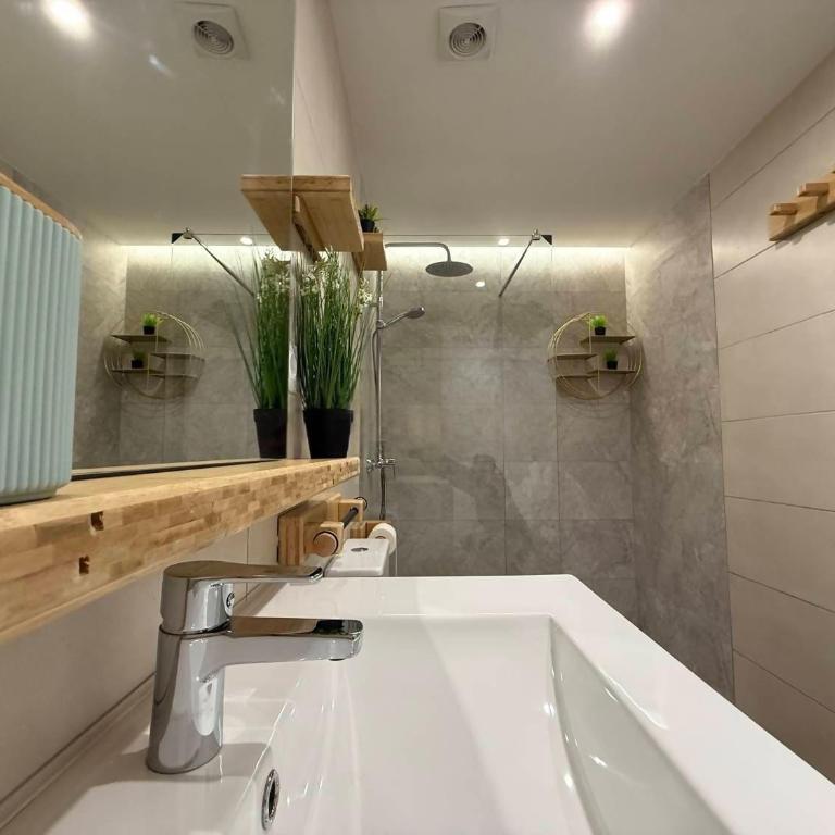 Huelin Beach House: Solárium a 200 m del Mar - Casa con 1 dormitorio - 27