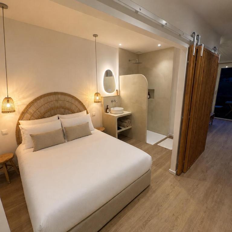 Cosy Appartement avec piscine, balcon vue canal & parking privé - One-Bedroom Apartment - 14