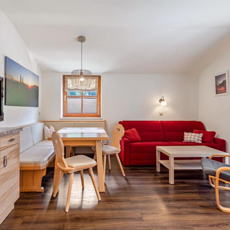Appartements Stockinger B4 - Apartamento Deluxe de 2 dormitorios con vistas al jardín - 8