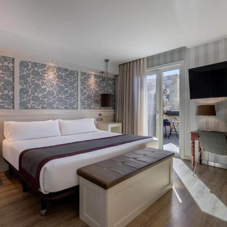 Catalonia Plaza Catalunya - Habitación Doble Deluxe con piscina privada y acceso al spa - 2