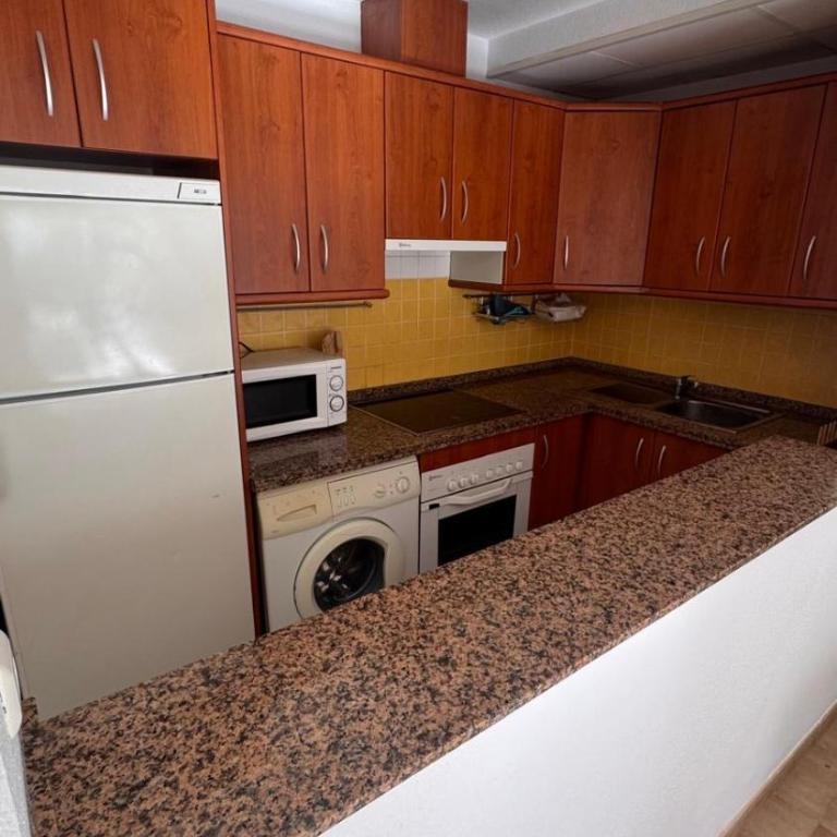 Cozy apartment in Torrox Costa, next to the beach - One-Bedroom Apartment - 41
