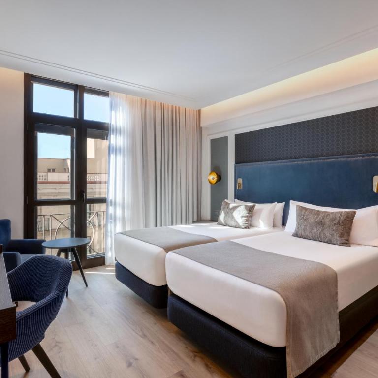 Catalonia Plaza Catalunya - Premium Exterior Room with Spa Access - 1