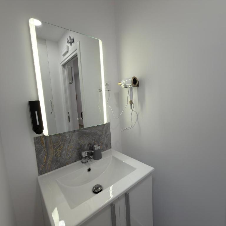 Hotel Boutique Traveler 360 - Chambre Simple avec Salle de Bains Commune - 2