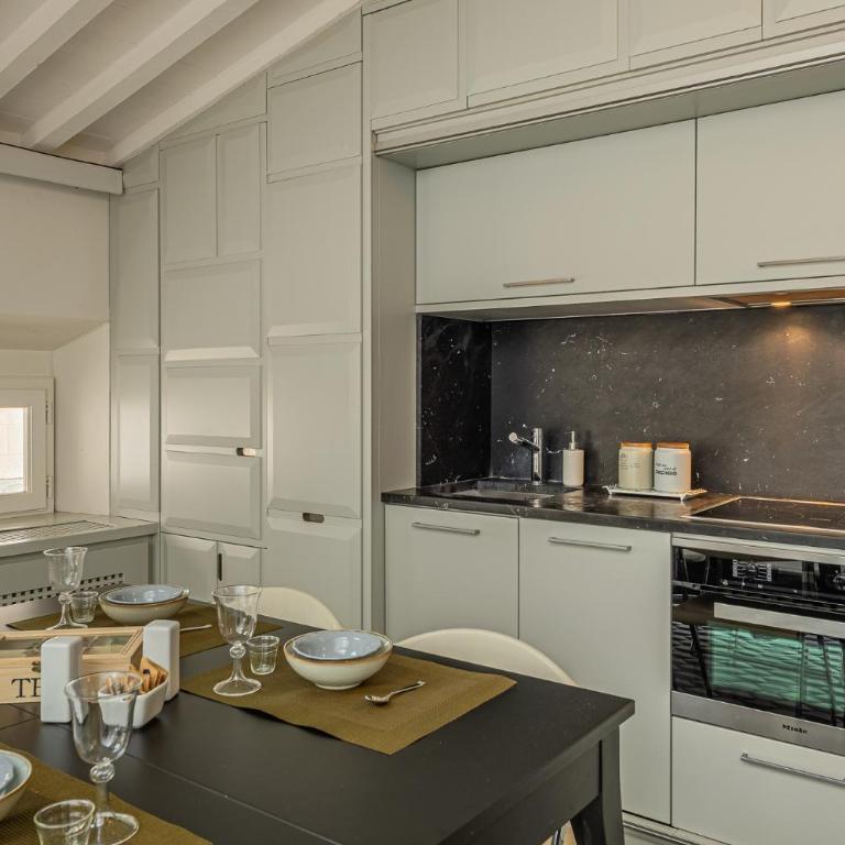 Rebecca Suite Florence - Appartamento con 2 Camere da Letto - 13