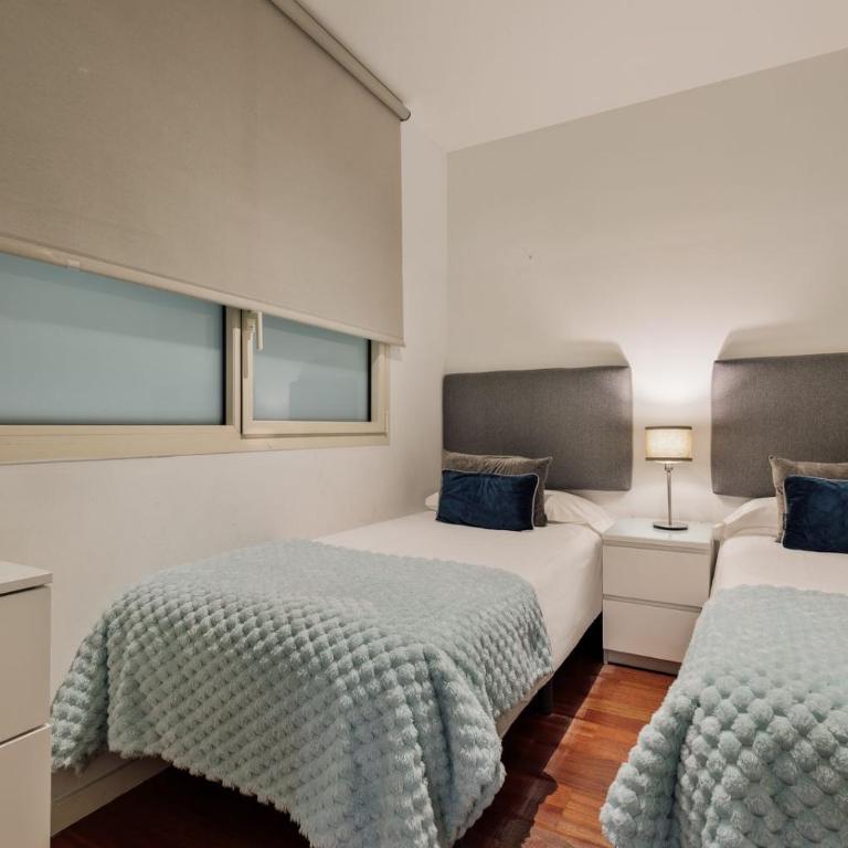 Rent Top Apartments near Plaza de Catalunya - Apartamento de 4 dormitorios - Ronda Sant Pere - 10