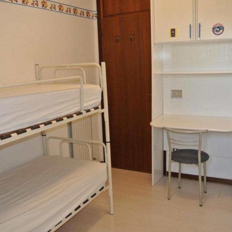 Central flat with covered terrace - Appartamento - 5