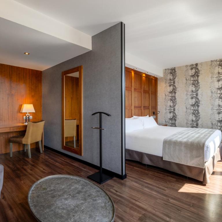 Catalonia Plaza Catalunya - Suite Junior con acceso al spa y piscina privada - 3