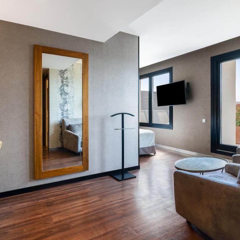 Catalonia Plaza Catalunya - Suite Junior con acceso al spa y piscina privada - 7