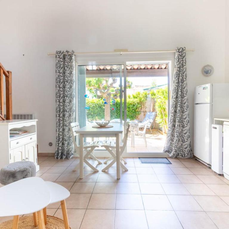 Revae by Pom, plage, pkg - Villa mit Gartenblick - 4