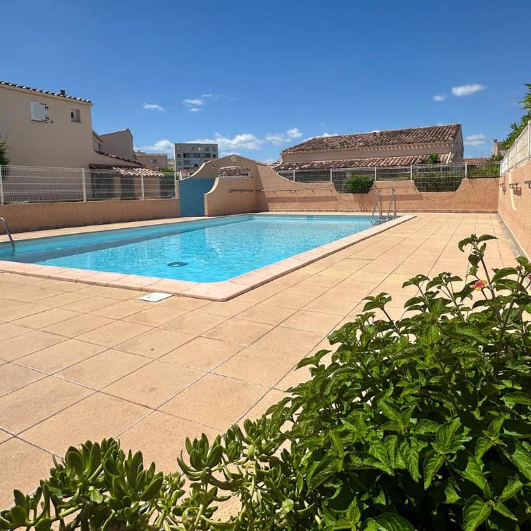 Revae by Pom, plage, pkg - Villa mit Gartenblick - 3