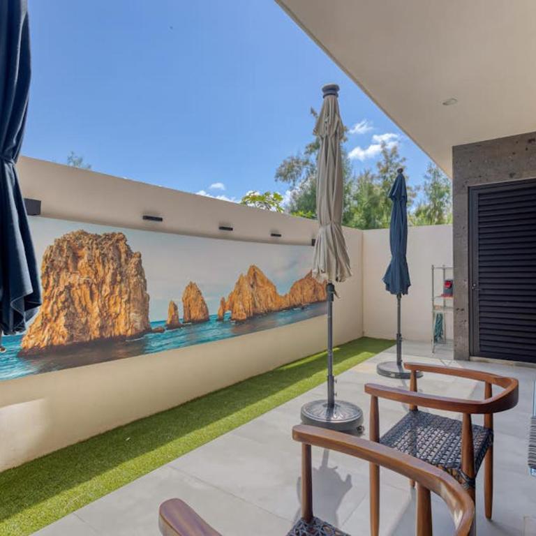 Family-Friendly oasis with pool and steps from Medano Beach - Casa - 20