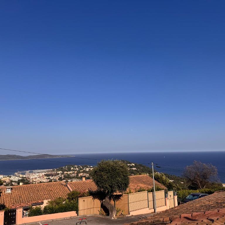 Appartement Vue Mer avec piscine à Cavalaire-sur-Mer - Apartamento Deluxe - 9