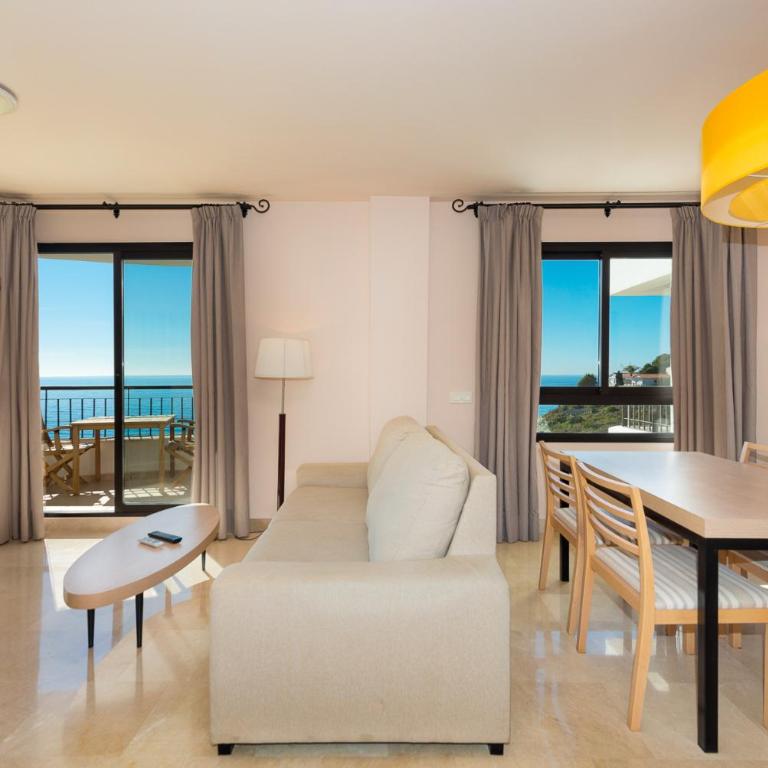 Fantástico apartamento de 1 dormitorio frente al mar - One-Bedroom Apartment - 1