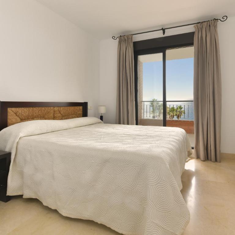Apartamento de 2 dormitorios en Torrox Costa - Apartamento con terraza - 2