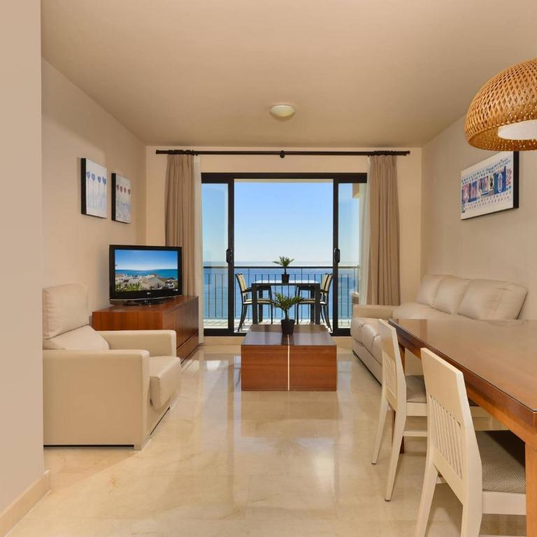 Precioso apartamento de 2 dormitorios con parking & WiFi - Apartment - 1