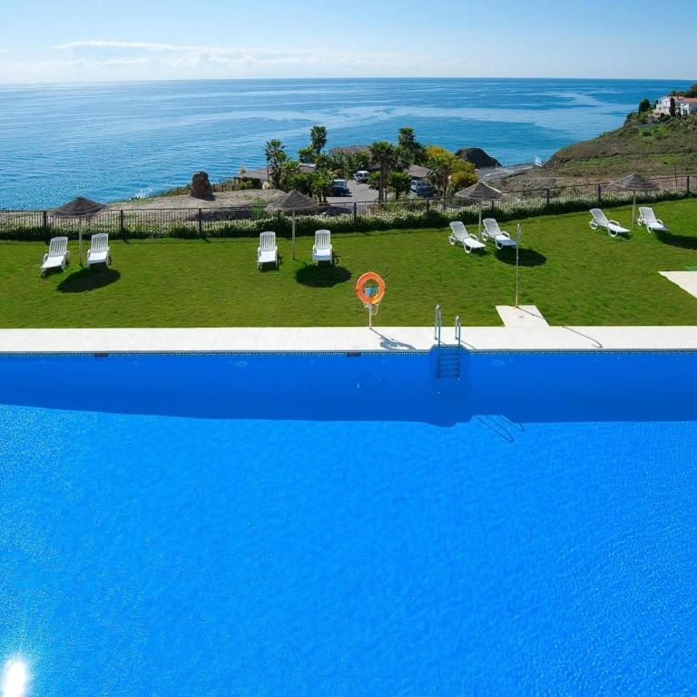 Precioso apartamento de 2 dormitorios con parking & WiFi - Apartment - 8