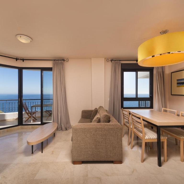 Apartamento vista mar frontal garaje y WiFi - Apartment - 1