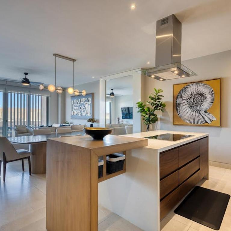 Elegant resort condo with heated pool, pickleball, gym & garden views - Vacation Home - 9