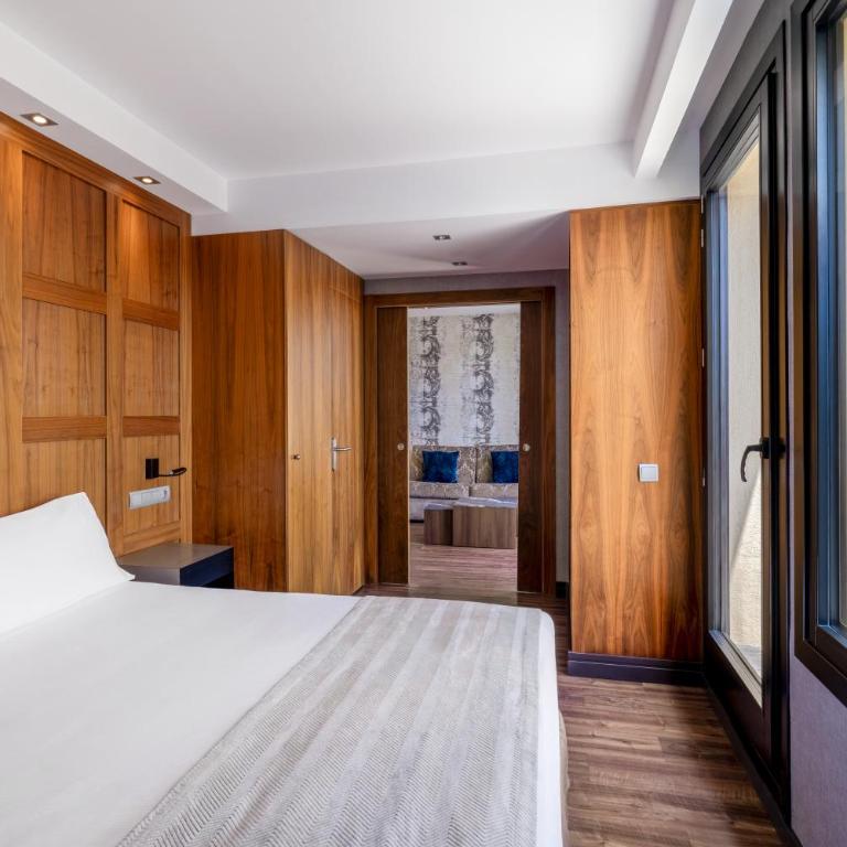 Catalonia Plaza Catalunya - Suite con piscina privada y acceso al spa - 3