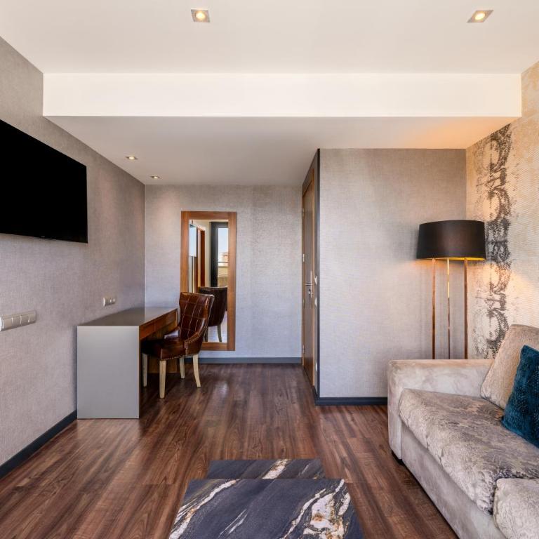 Catalonia Plaza Catalunya - Suite con piscina privada y acceso al spa - 6