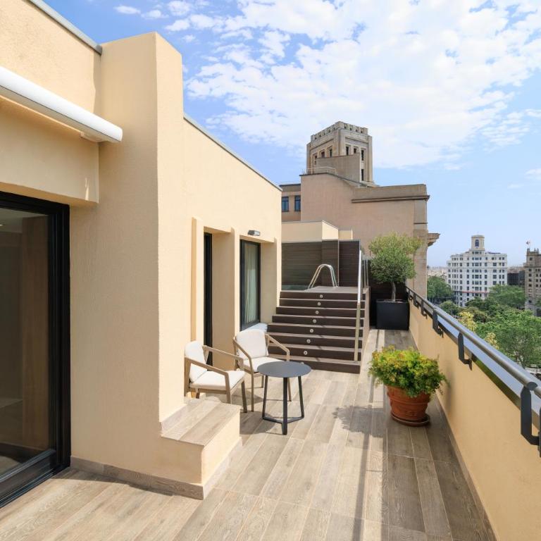 Catalonia Plaza Catalunya - Suite con piscina privada y acceso al spa - 1