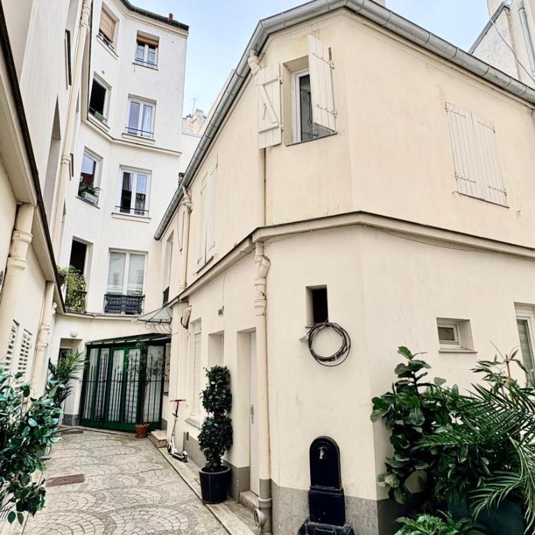 1 br charming 2 storey apt at chic Invalides-Orsay-StGermain - One-Bedroom Apartment - 14