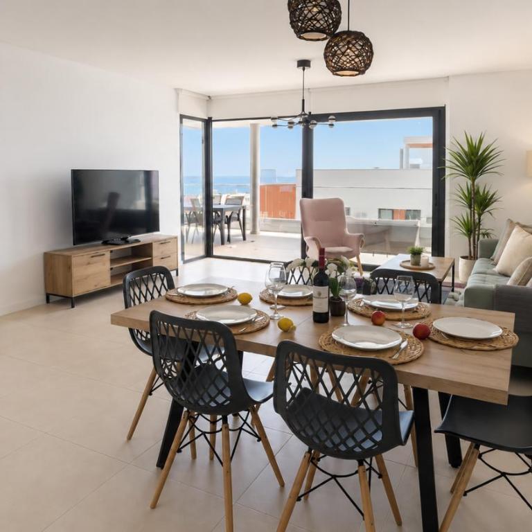 Modern Apartment-Sea View - Appartement 3 Chambres - 2
