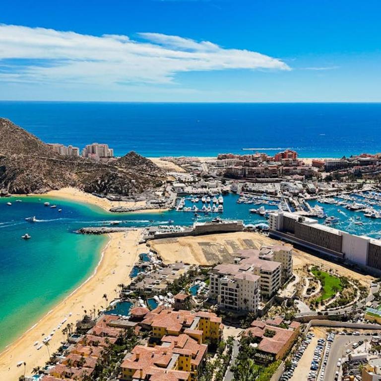 Luxury Cabo condo with multiple pools, pickleball, gym & rooftop - Maison de Vacances - 64