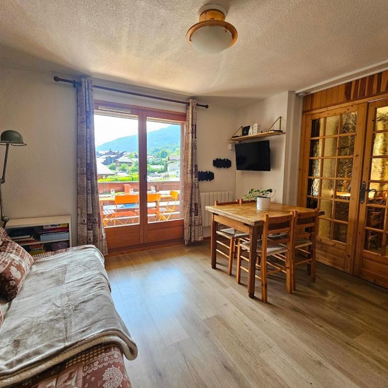 Appartement tout équipé, balcon - proche Lac Bleu - Familien-Apartment mit 1 Schlafzimmer - 1
