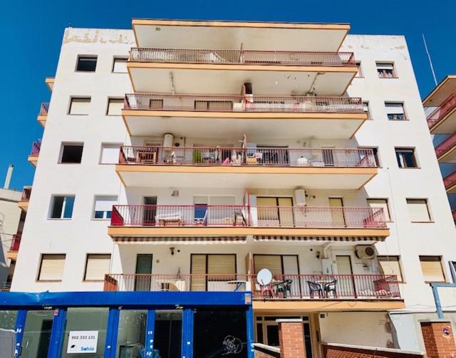 Home Avenida Salou - Two-Bedroom Apartment - 26