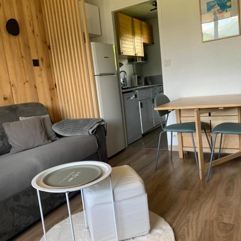 Cocon chaleureux, avec vue et au calme - Appartement 1 Chambre avec Balcon et Vue sur les Montagnes - 4