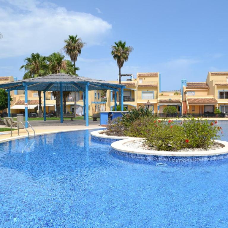 Apartamento con terraza - 4 pers. - ES-373-87 - Apartment - 1